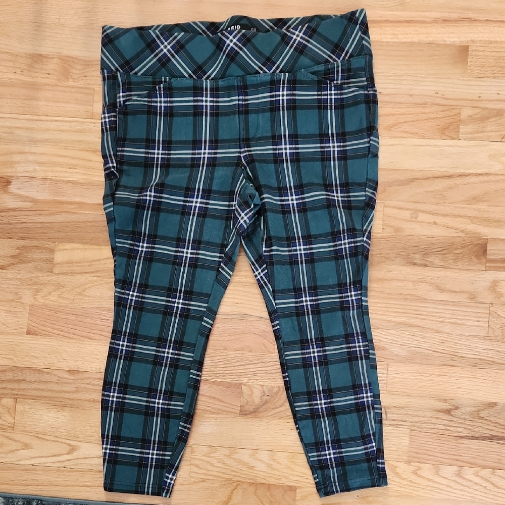 Torrid Pixie Leggings